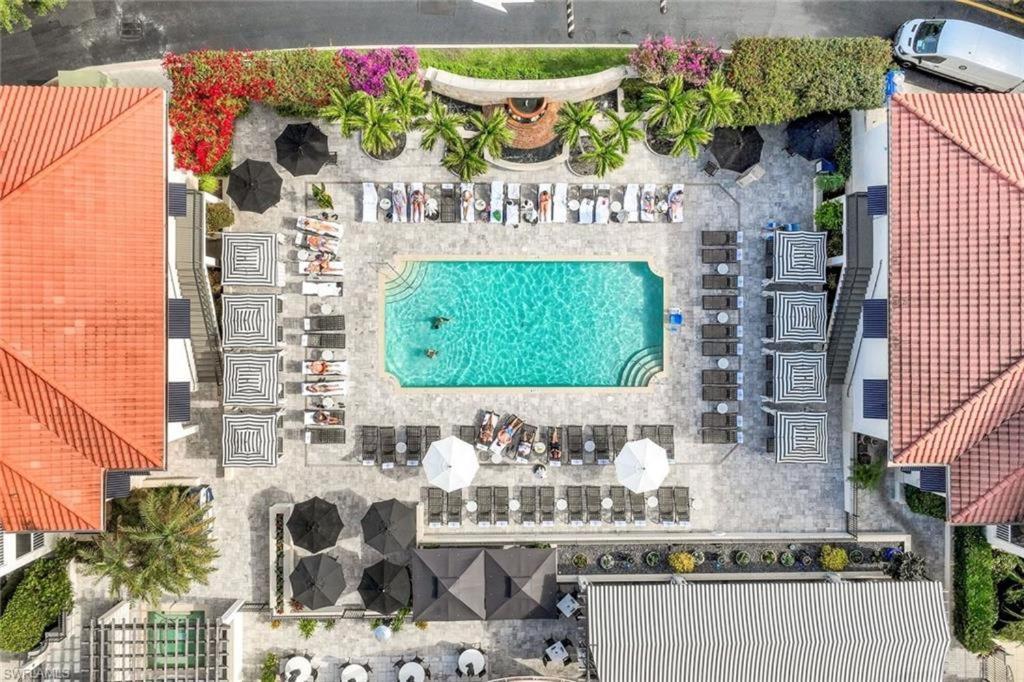 Bellasera Resort Naples Exterior photo