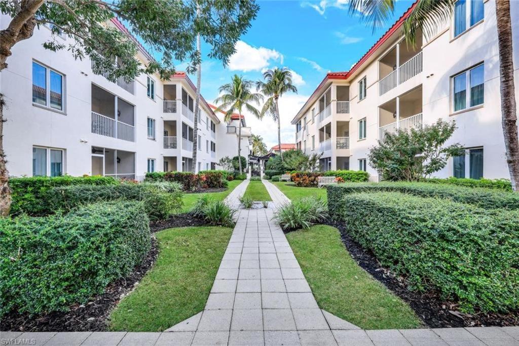Bellasera Resort Naples Exterior photo
